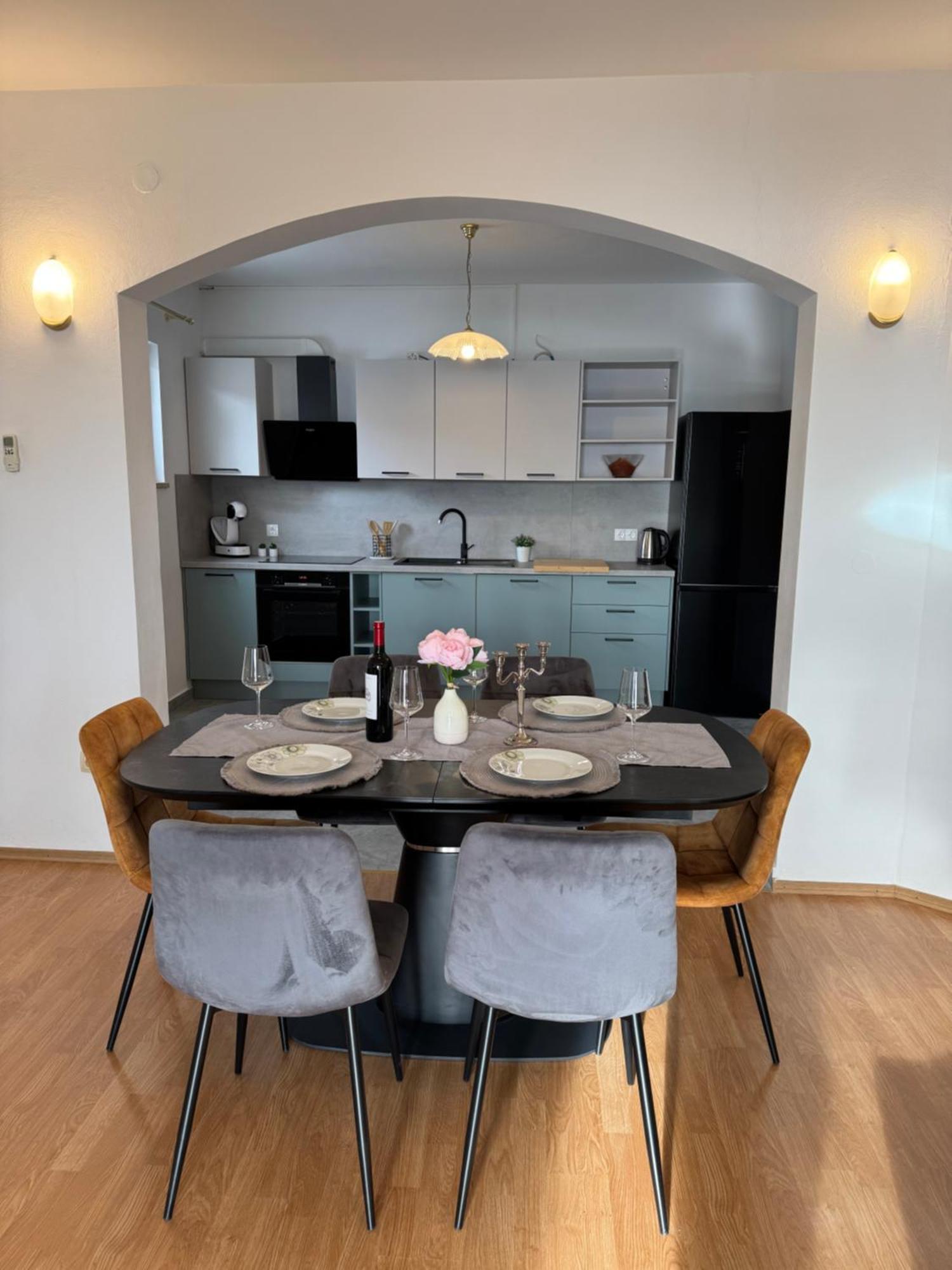 Comfortable Apartment Near The Sea Trogir Extérieur photo