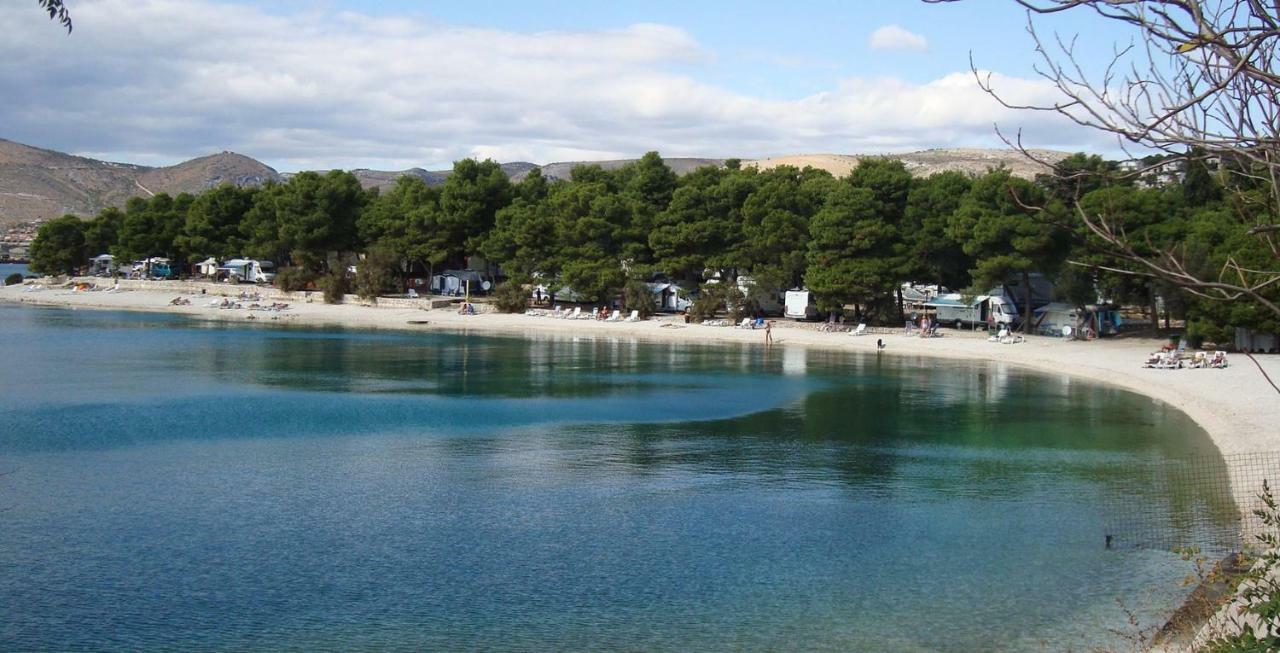 Comfortable Apartment Near The Sea Trogir Extérieur photo